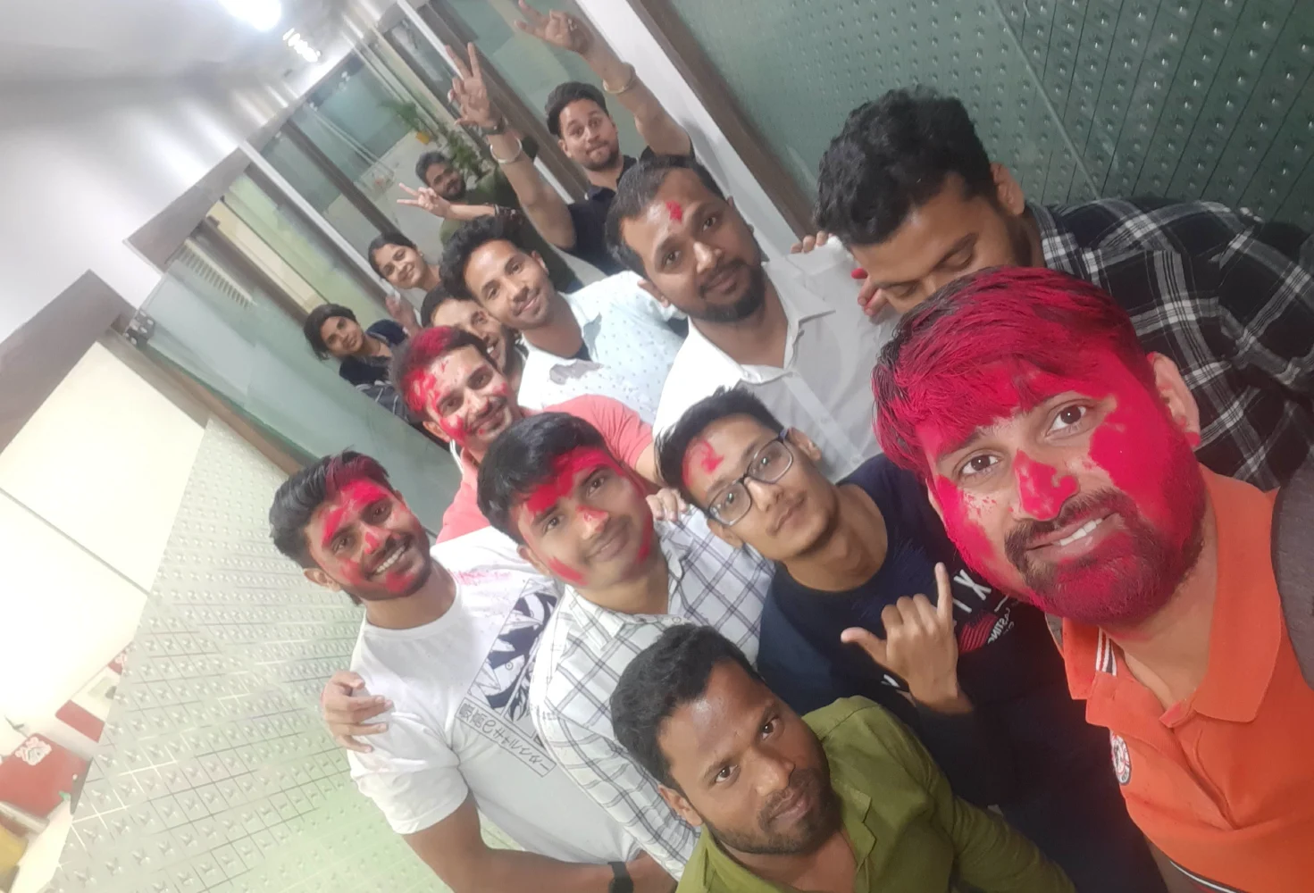 Team & Culture | Holi img-01