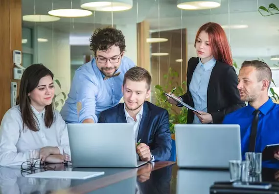 Odoo staff shift scheduling